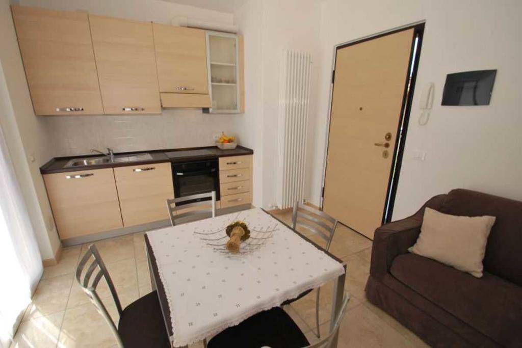 Residence Giuliana Dervio Eksteriør bilde